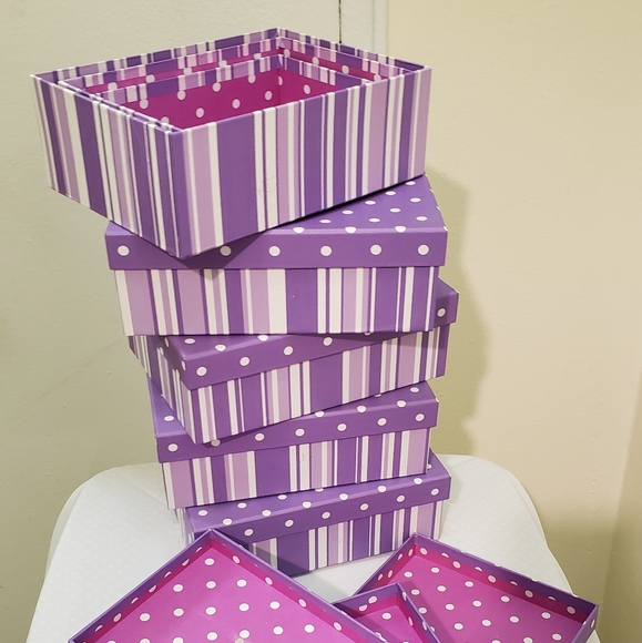 Gift Boxes - Picture 2 of 2
